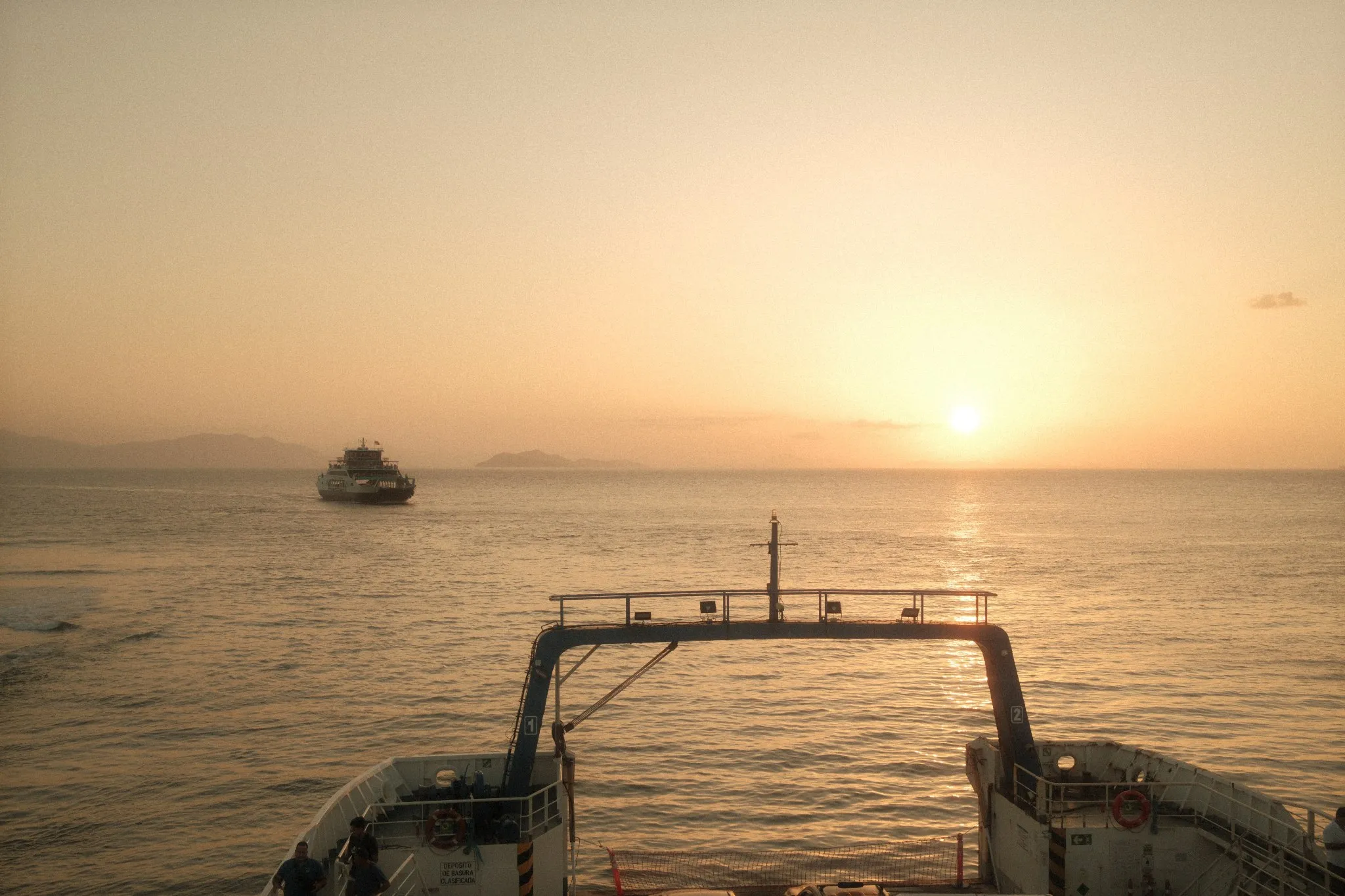 Ocean Sunset, rendered in Kodak Farbwelt 200 Expired